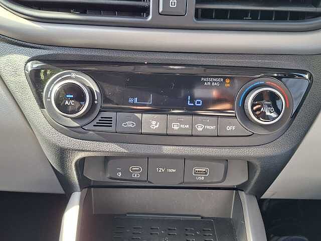 Hyundai i10 1.2 [79] Premium 5dr [Nav]