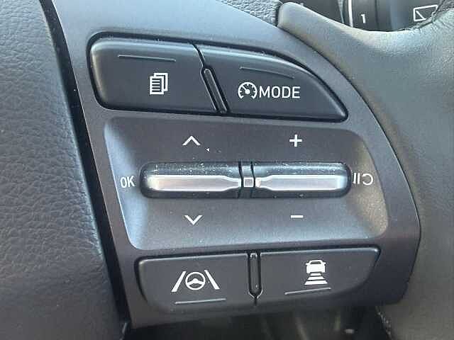 Hyundai KONA 1.6 GDi Hybrid Ultimate 5dr DCT