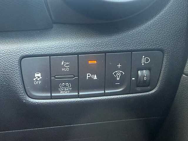Hyundai KONA 1.6 GDi Hybrid Ultimate 5dr DCT