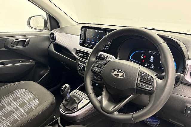 Hyundai i10 1.2 [79] Premium 5dr Auto [Nav]