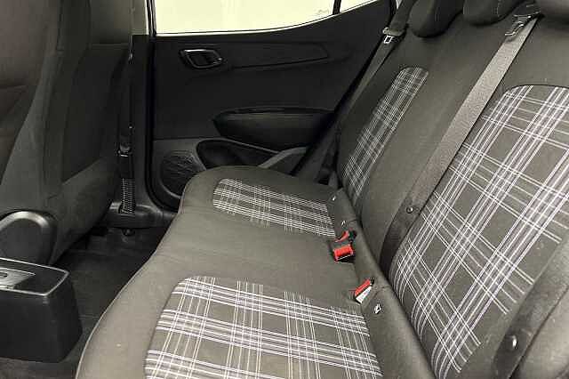 Hyundai i10 1.2 [79] Premium 5dr Auto [Nav]