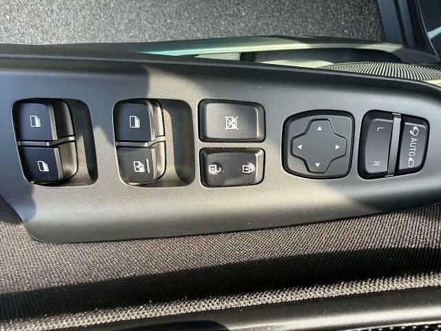 Hyundai KONA 1.6 GDi Hybrid Premium 5dr DCT