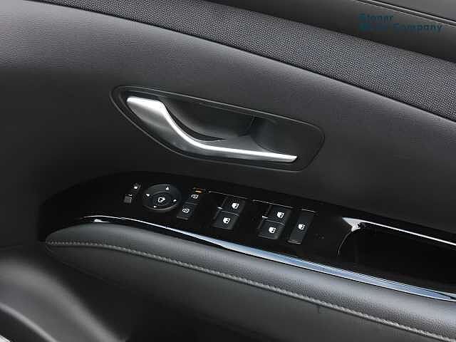 Hyundai TUCSON 1.6T Plug-in Hybrid Premium 5dr Auto