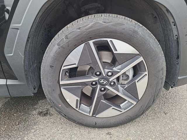 Hyundai TUCSON 1.6T Premium 5dr