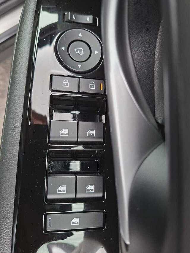 Hyundai TUCSON 1.6T Premium 5dr