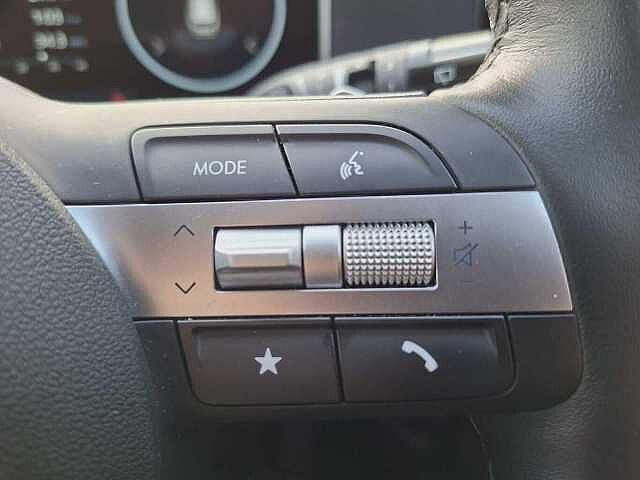 Hyundai TUCSON 1.6T 48V MHD Premium 5dr DCT
