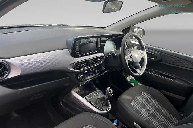 Hyundai i10 1.2 [79] Premium 5dr Auto [Nav]