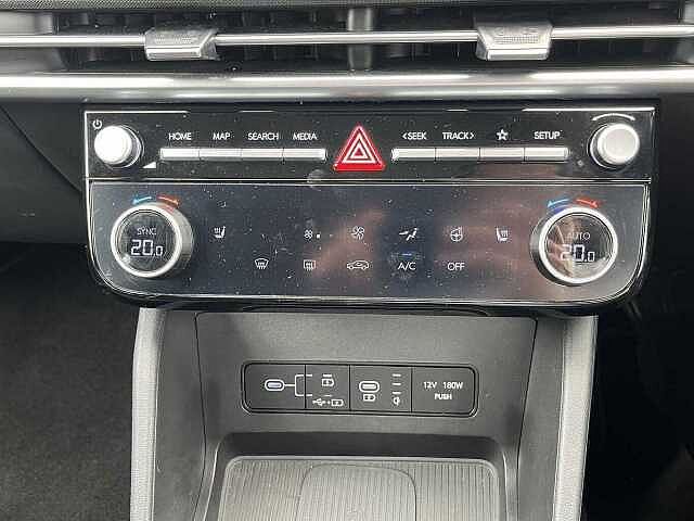 Hyundai TUCSON 1.6T Premium 5dr