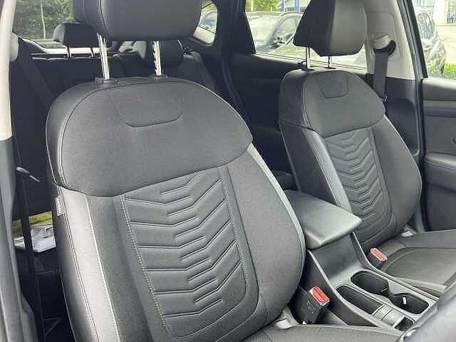 Hyundai TUCSON 1.6T Premium 5dr