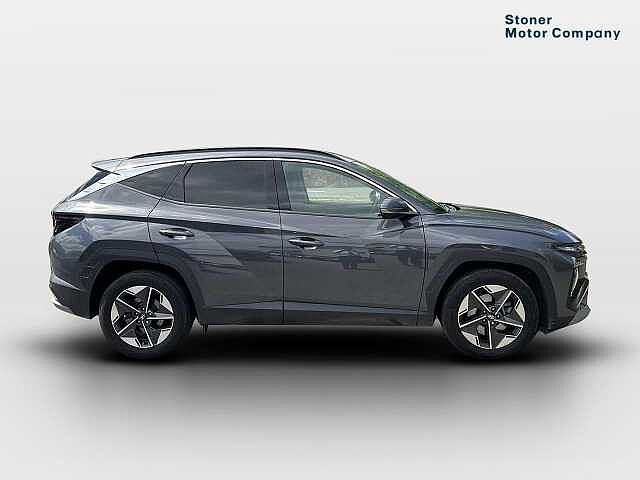 Hyundai TUCSON 1.6T Premium 5dr