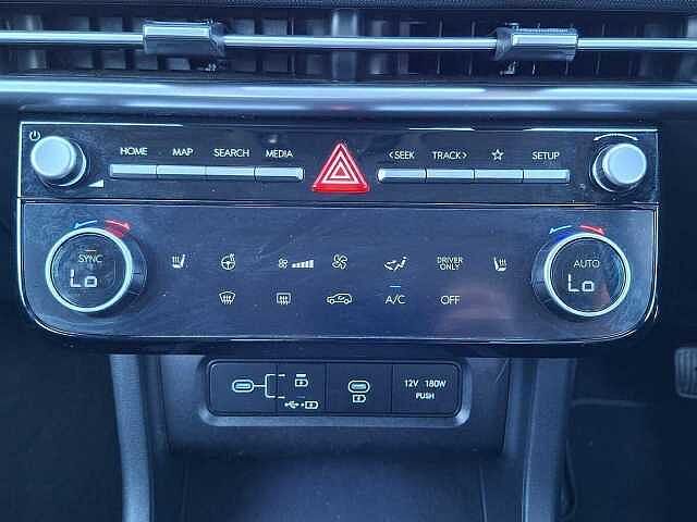 Hyundai TUCSON 1.6T Plug-in Hybrid Premium 5dr 4WD Auto