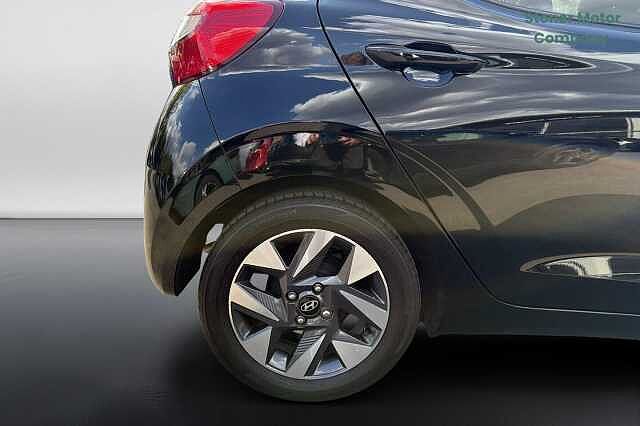 Hyundai i10 1.0 Advance 5dr Auto