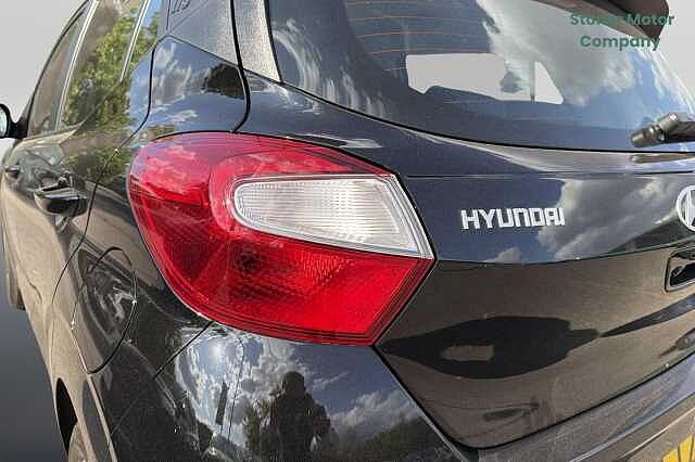 Hyundai i10 1.0 Advance 5dr Auto