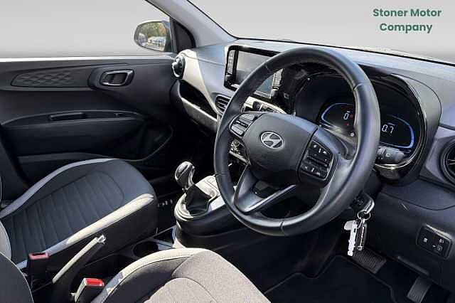 Hyundai i10 1.0 Advance 5dr Auto