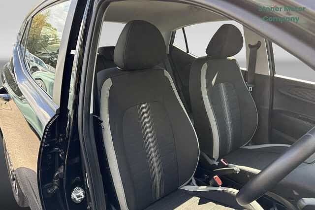 Hyundai i10 1.0 Advance 5dr Auto