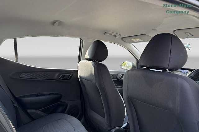 Hyundai i10 1.0 Advance 5dr Auto