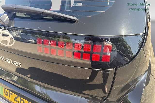 Hyundai INSTER 85kW 01 49kWh 5dr Auto Black