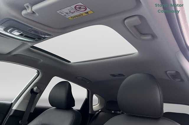 Hyundai KONA 1.6 Hybrid 138 Ultimate 5dr DCT White