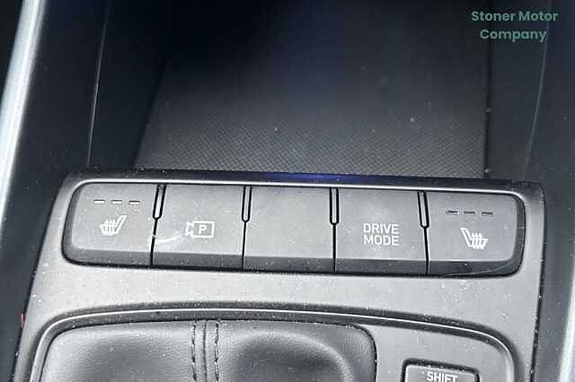 Hyundai BAYON 1.0 TGDi [90] Black Line 5dr DCT