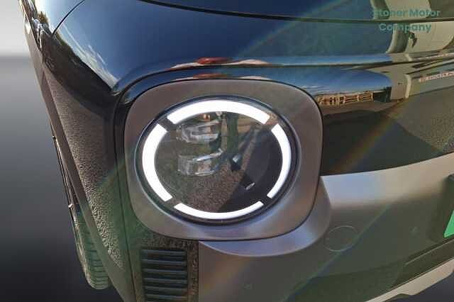 Hyundai INSTER 85kW Cross 49kWh 5dr Auto Black