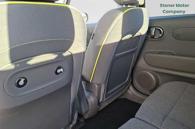 Hyundai INSTER 85kW Cross 49kWh 5dr Auto Black