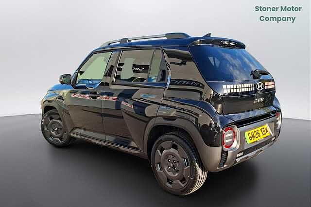 Hyundai INSTER 85kW Cross 49kWh 5dr Auto Black