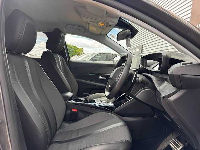 Peugeot 208 1.2 PureTech Allure Premium + EAT Euro 6 (s/s) 5dr