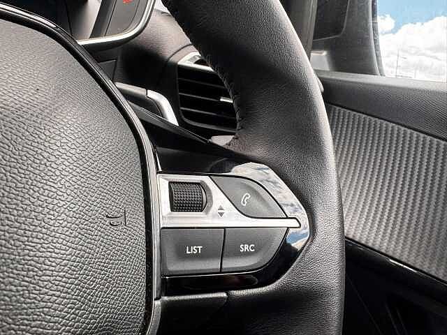Peugeot 208 1.2 PureTech Allure Premium + EAT Euro 6 (s/s) 5dr