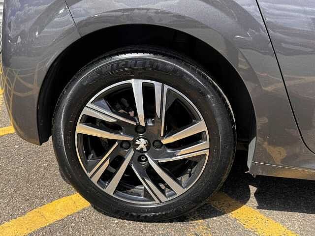 Peugeot 208 1.2 PureTech Allure Premium + EAT Euro 6 (s/s) 5dr