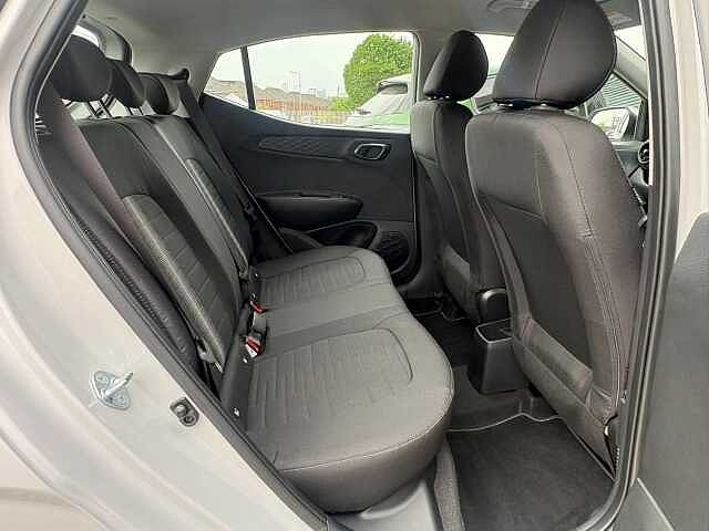 Hyundai I10 1.0 Advance Euro 6 (s/s) 5dr Grey