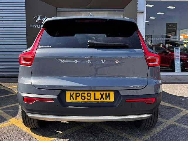 Volvo XC40 1.5 T3 Momentum Pro Auto Euro 6 (s/s) 5dr
