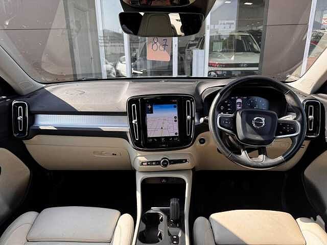 Volvo XC40 1.5 T3 Momentum Pro Auto Euro 6 (s/s) 5dr