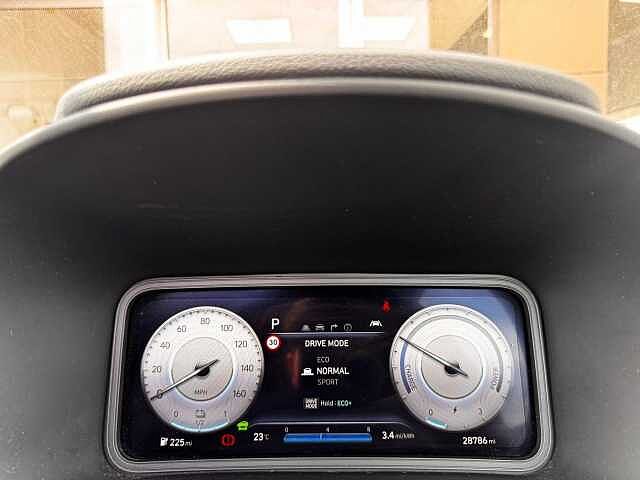 Hyundai KONA 64kWh Ultimate Auto 5dr (10.5kW Charger)
