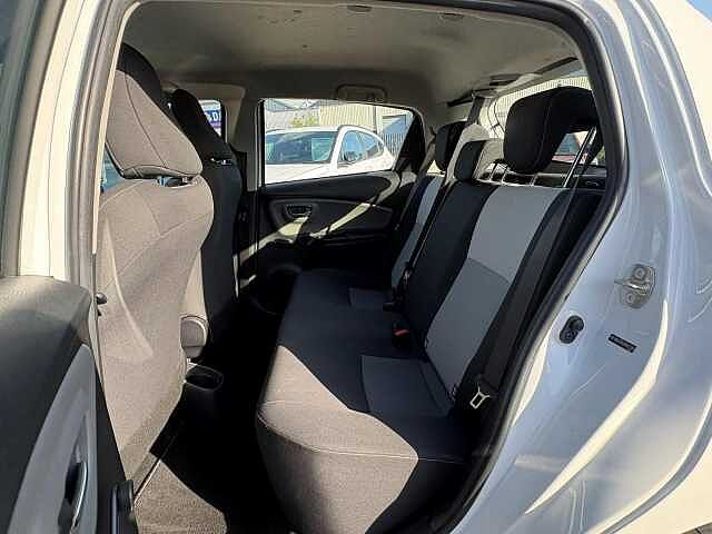 Toyota Yaris 1.5 VVT-i Icon Tech Euro 6 5dr