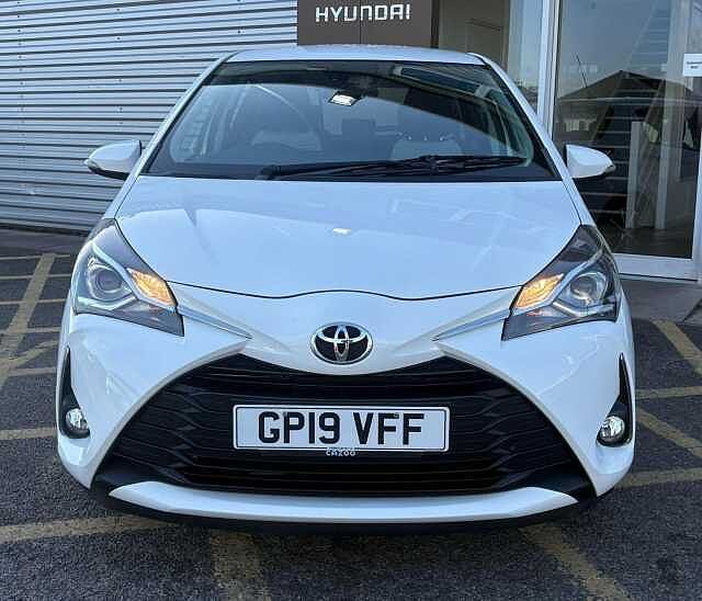 Toyota Yaris 1.5 VVT-i Icon Tech Euro 6 5dr