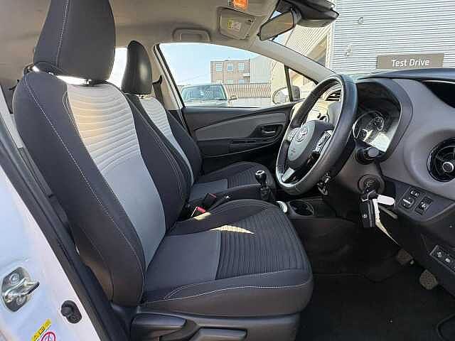 Toyota Yaris 1.5 VVT-i Icon Tech Euro 6 5dr