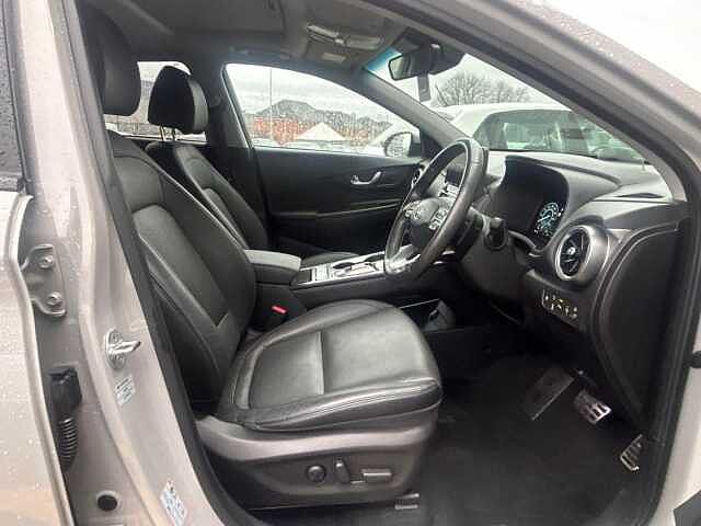 Hyundai KONA 64kWh Ultimate Auto 5dr (10.5kW Charger) Grey