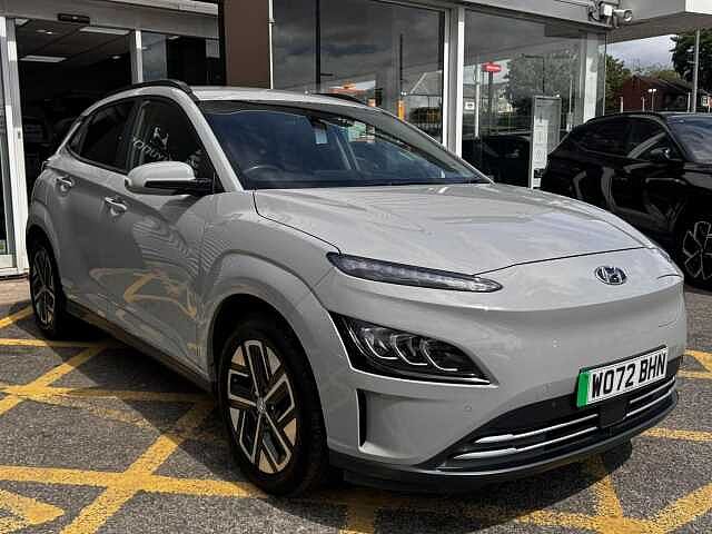 Hyundai KONA 39kWh Premium Auto 5dr (10.5kW Charger) Grey