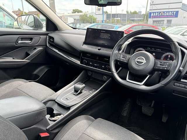 Nissan Qashqai 1.3 DIG-T MHEV N-Connecta XTRON Euro 6 (s/s) 5dr