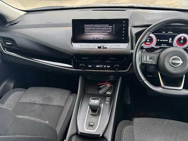 Nissan Qashqai 1.3 DIG-T MHEV N-Connecta XTRON Euro 6 (s/s) 5dr