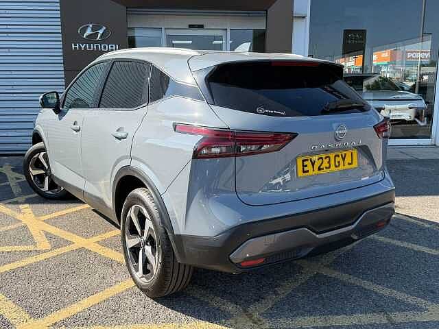 Nissan Qashqai 1.3 DIG-T MHEV N-Connecta Euro 6 (s/s) 5dr