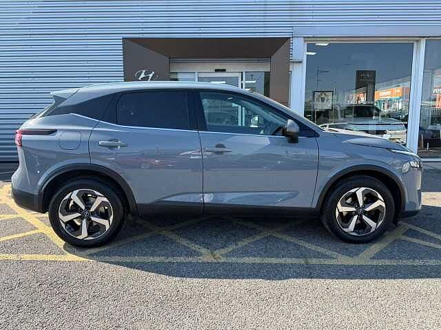 Nissan Qashqai 1.3 DIG-T MHEV N-Connecta Euro 6 (s/s) 5dr