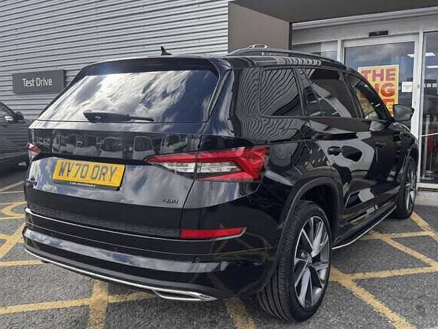 SKODA Kodiaq 2.0 TSI SportLine DSG 4WD Euro 6 (s/s) 5dr (7 Seat)