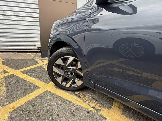 Hyundai i10 1.2 Advance Euro 6 (s/s) 5dr