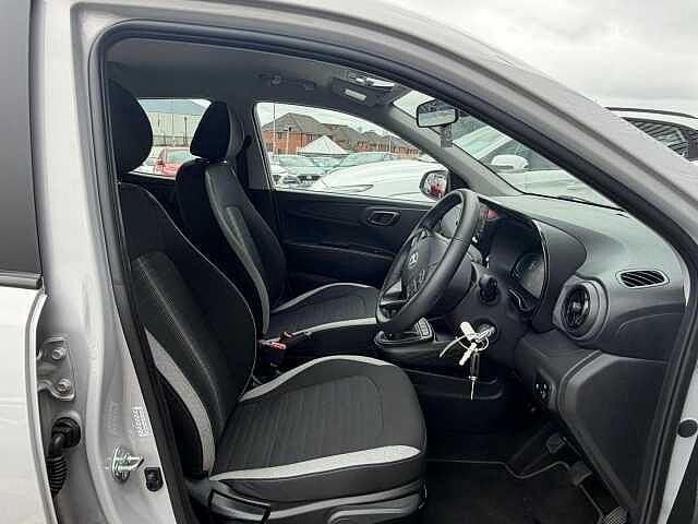 Hyundai i10 1.0 Advance Euro 6 (s/s) 5dr