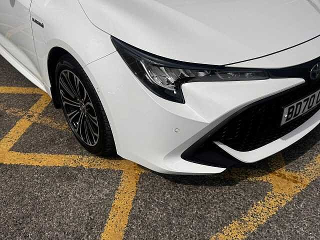 Toyota Corolla 1.8 VVT-h Design CVT Euro 6 (s/s) 5dr