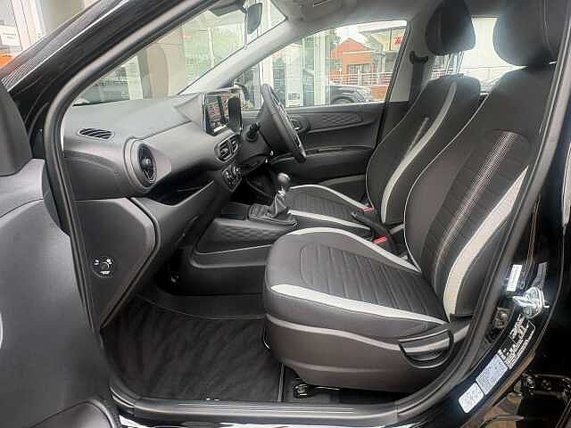 Hyundai I10 1.0 Advance Euro 6 (s/s) 5dr Black