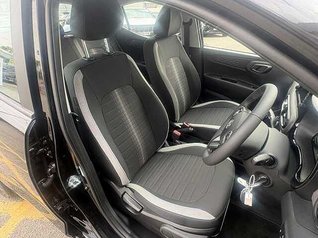 Hyundai I10 1.0 Advance Euro 6 (s/s) 5dr Black