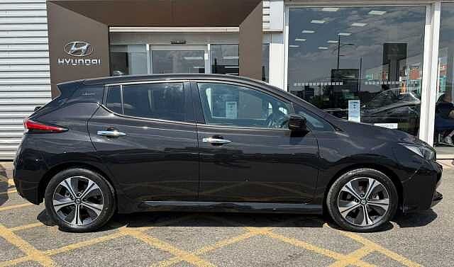 Nissan Leaf 40kWh 10 Auto 5dr