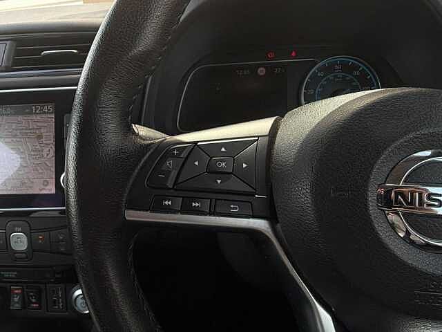 Nissan Leaf 40kWh 10 Auto 5dr